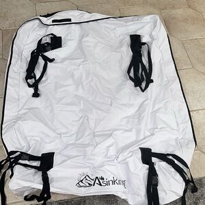 Like new missing 6 hooks easy buy on Amazon $12. And slip mat.